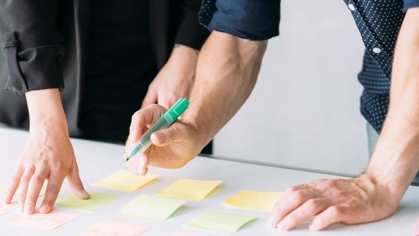 Devenir trader indépendant : mettre sur papier quelques stratégies de trading