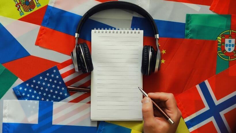 Un futur trader qui apprend différentes langues