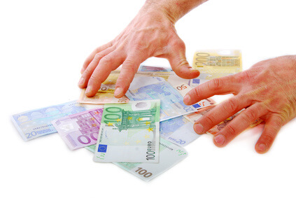 Pourquoi vous DEVEZ prendre vos investissements en main