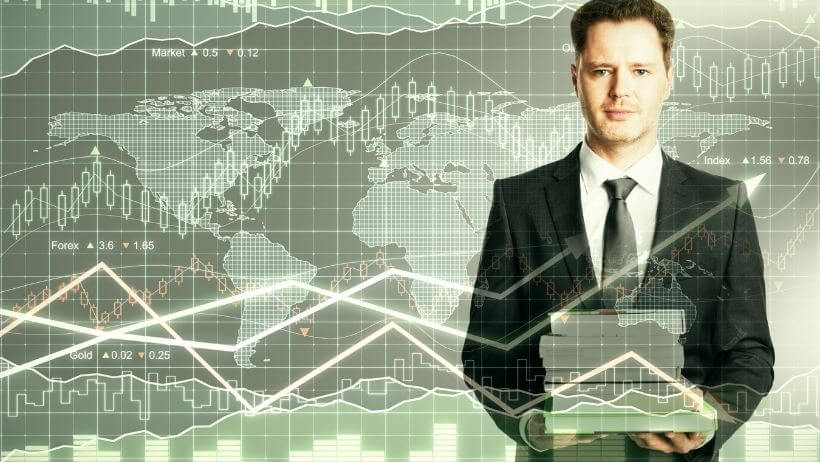 Un trader débutant qui vient de choisir ses livres de trading